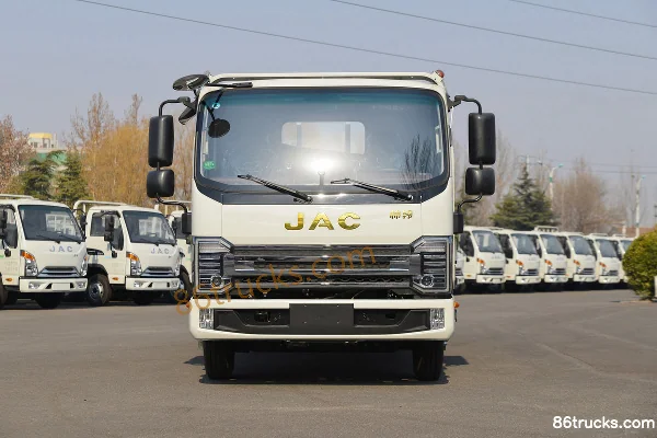 JAC Shuailing S6 151 hp 4X2(6 wheels) 4.18m Single Row Flatbed Light Truck (China VI) Exterior (2) | 86Trucks