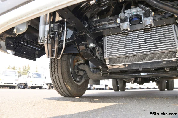 JAC Shuailing S6 151 hp 4X2(6 wheels) 4.18m Single Row Flatbed Light Truck (China VI) Chassis (2) | 86Trucks