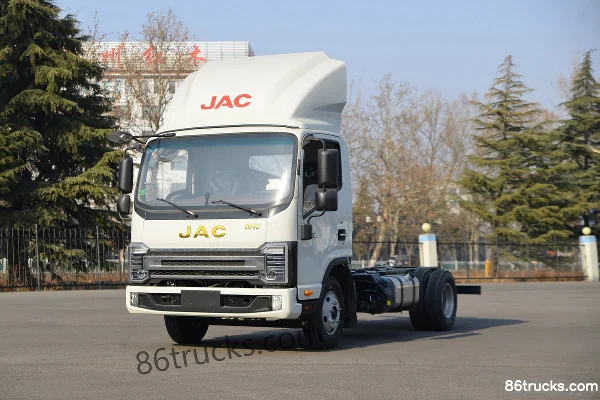 JAC Shuailing S6 160hp 4X2(6 wheels) 4.18m AMT automatic single-row fence light truck Exterior (3) | 86Trucks