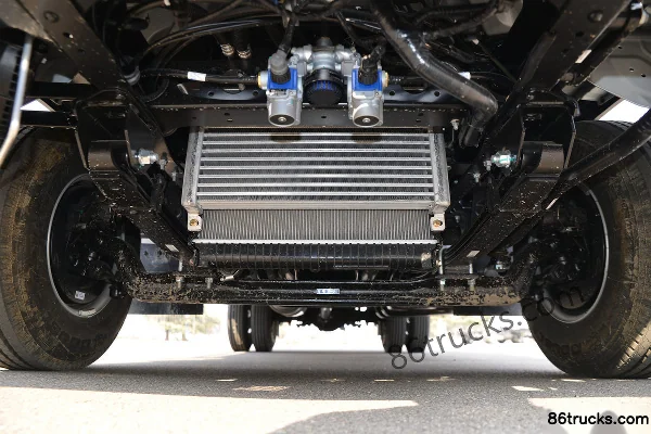 JAC Shuailing E Medium Body 129hp 4X2(6 wheels) 4.22m single-row drop-side light truck Chassis (1) | 86Trucks