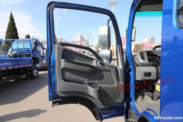 JAC Shuailing S7 136 hp 4X2(6 wheels) 3.85m Single Row Flatbed Light Truck (China VI) Cab (1) | 86Trucks