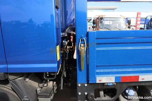 JAC Shuailing S7 136 hp 4X2(6 wheels) 3.85m Single Row Flatbed Light Truck (China VI) Body (2) | 86Trucks