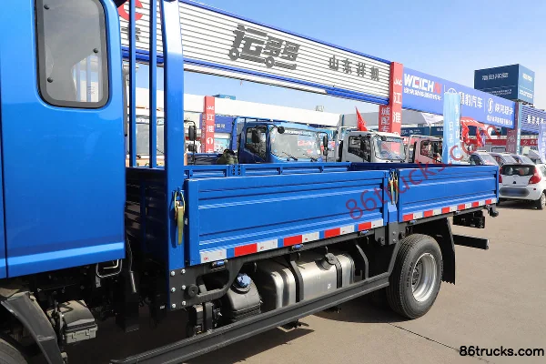 JAC Shuailing S7 136 hp 4X2(6 wheels) 3.85m Single Row Flatbed Light Truck (China VI) Body (1) | 86Trucks
