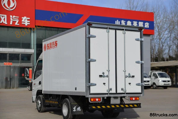 Dongfeng W16 1.6L gasoline 123hp 4X2(6 wheels) Mengwo 5-speed 3.78m semi-row box van micro truck Body (3) | 86Trucks