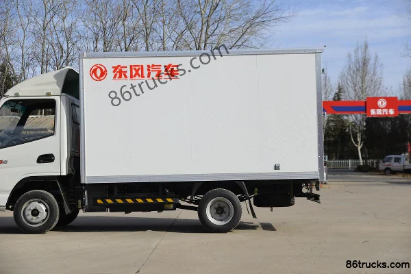 Dongfeng W16 1.6L gasoline 123hp 4X2(6 wheels) Mengwo 5-speed 3.78m semi-row box van micro truck Body (2) | 86Trucks