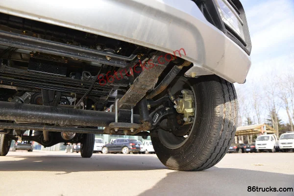 Dongfeng Xiaobawang W08 1.6L 123 ch 4X2(6 roues) camion fourgon simple cabine 2,7 m (China VI) Châssis (3) | 86Trucks