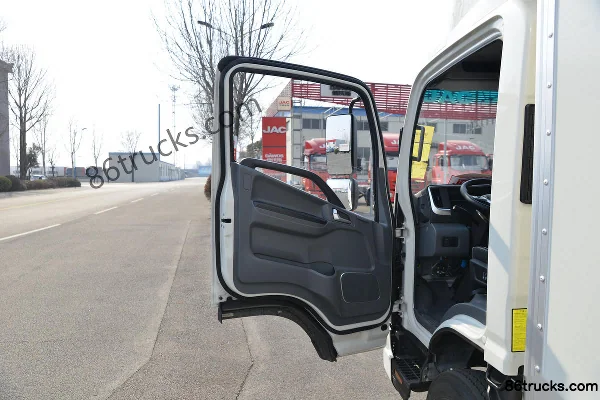 JAC Shuailing S7 160 hp 4X2(6 wheels) 4.12m single-row van light truck (China VI) Cab (1) | 86Trucks
