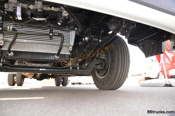 JAC Shuailing S7 160 hp 4X2(6 wheels) 4.12m single-row van light truck (China VI) Chassis (3) | 86Trucks