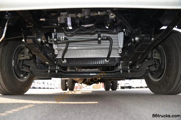 JAC Shuailing S7 160 hp 4X2(6 wheels) 4.12m single-row van light truck (China VI) Chassis (1) | 86Trucks