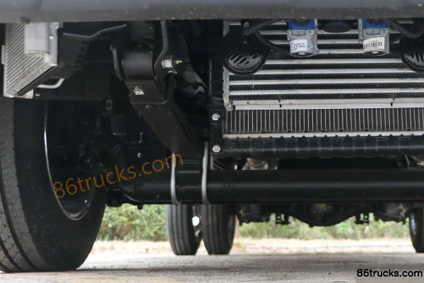 Foton Times Linghang S1 120 ch 4X2(6 roues) dépanneuse (marque Chengliwei) Châssis (2) | 86Trucks