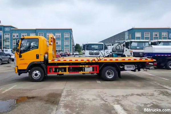 Sinotruk HOWO Hanjiang 160 hp 4X2(6 wheels) Wrecker (Zhuanli brand) Exterior (2) | 86Trucks