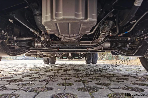 JAC New Star 6 Series Logistics Version 150 hp 3 seats 2.5T diesel van truck Chassis (1) | 86Trucks