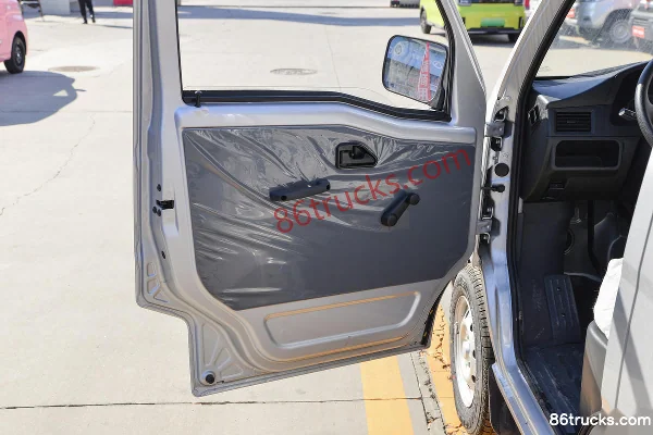 Wuling Sunshine 2010 Practical II Short Body 82hp 1.1L Minibus Cab (2) | 86Trucks