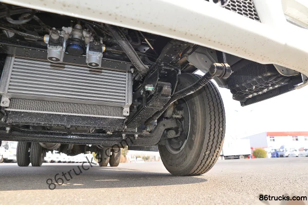 JAC Junling V5 150 hp 4X2(6 wheels) 4.22m single-row flatbed truck Chassis (3) | 86Trucks