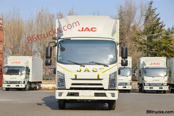 JAC Junling S6 Comfort Edition 2.5L Diesel 160hp 4X2(6 wheels) Fast Gear 8-Speed 3.82m Semi-Cab Cargo Truck Exterior (2) | 86Trucks