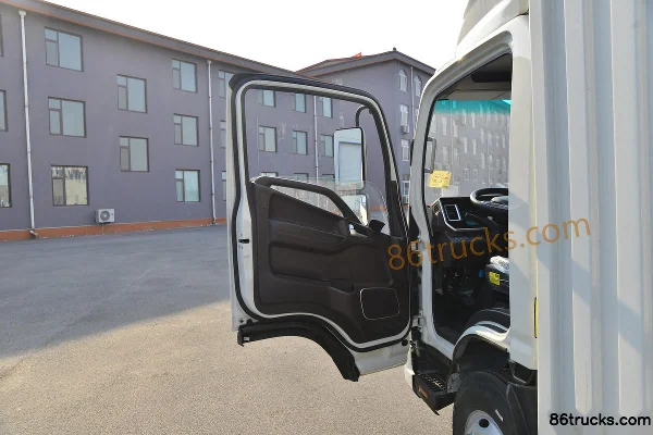 JAC Junling S6 Comfort Edition 2.5L Diesel 160hp 4X2(6 wheels) Fast Gear 8-Speed 3.82m Semi-Cab Cargo Truck (1) | 86Trucks
