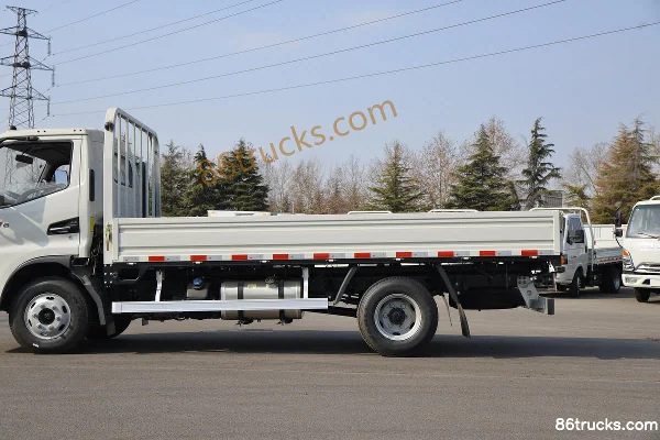 JAC Junling V6 152 hp 4X2(6 wheels) 4.22m single row flatbed light truck Body (2) | 86Trucks