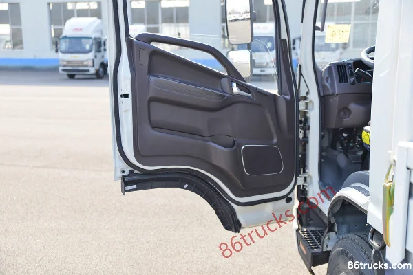 JAC Junling A8 160hp 4X2(6 wheels) 4.18m Single Row Flatbed Light Truck (China VI) Cab (2) | 86Trucks