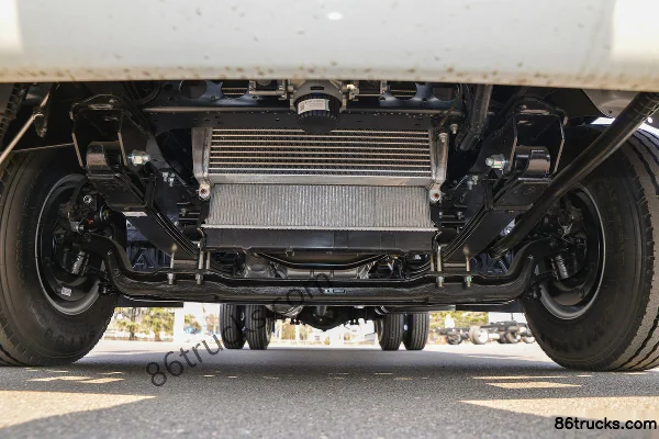 JAC Junling A8 160hp 4X2(6 wheels) 4.18m Single Row Flatbed Light Truck (China VI) Chassis (1) | 86Trucks