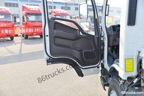 JAC Junling A8 160hp 4X2(6 wheels) 4.12m Single Row Van Light Truck (China VI) Cab (2) | 86Trucks