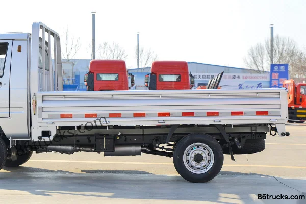Foton Times Yuling VQ1 1,2 L 91 ch 4X2(6 roues) essence camion léger à plateau ridelles 3,05 m cabine simple (China VI) Carrosserie (2) | 86