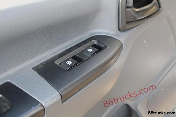 XCMG Hanchi Saturn 12T 4X2(6 wheels) 3.8m Electric Dump Truck (China VI) Cab (3) | 86Trucks