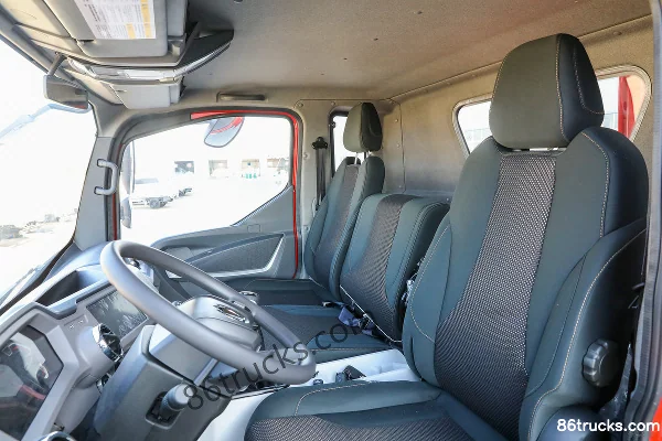 Feidi 7 4.6L Diesel 240 hp 6X2(8 wheels) Fast Gear 10-Speed 6.8m Row Half Flatbed Cargo Truck Cab (3) | 86Trucks