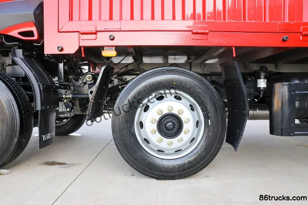 Feidi 7 4.6L Diesel 240 hp 6X2(8 wheels) Fast Gear 10-Speed 6.8m Row Half Flatbed Cargo Truck Chassis (1) | 86Trucks