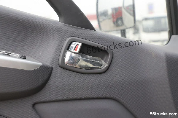 Foton Dajingang ES3 150 hp 4X2(6 wheels) 3.8m Dump Truck Cab (3) | 86Trucks