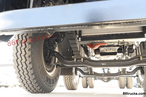 Foton Times Leader ES5 240hp 6X2(8 wheels) 6.8m Flatbed Cargo Truck (Fast Gear 8-speed) Chassis (2) | 86Trucks