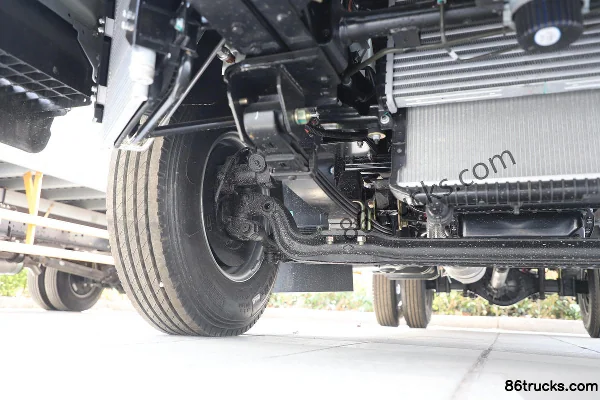 JMC Kaiwei Wide Body 143 hp 4X2(6 wheels) 4.2m Single Row Box Light Truck (China VI) (Air Brake) Chassis (2) | 86Trucks