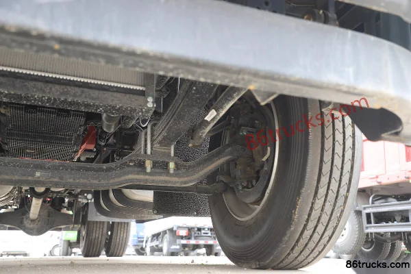 Foton Forland ES5 190hp 4X2(6 wheels) 5.8m Flatbed Cargo Truck (China VI) Chassis (3) | 86Trucks
