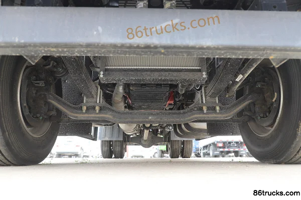 Foton Forland ES5 190hp 4X2(6 wheels) 5.8m Flatbed Cargo Truck (China VI) Chassis (1) | 86Trucks