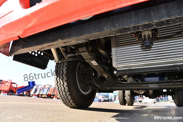 FAW Jiefang J6F 150hp 4X2(6 wheels) 4.2m Single Row Stake Light Truck (China VI) Chassis (2) | 86Trucks