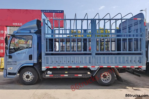 SHACMAN Light Truck Delan Z1 Basic 4.18m single-row pure electric stake truck 81.14kWh 4X2(6 wheels) Exterior (3) | 86Trucks