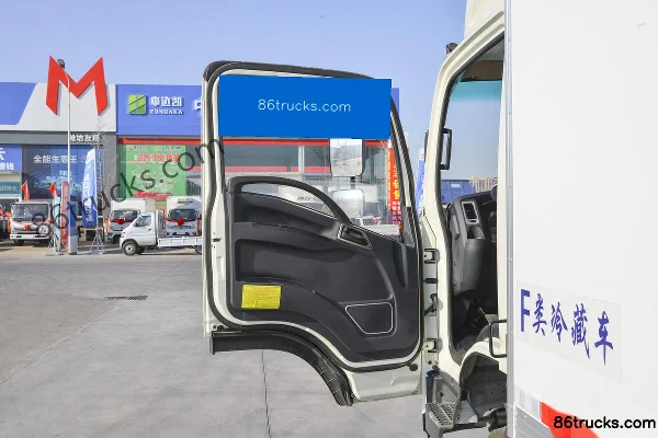 SHACMAN Commercial Vehicle Xuande Wing 9 150 hp 4X2(6 wheels) 4.15m refrigerated truck Cab (1) | 86Trucks