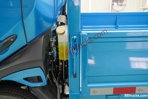 Feidi HW5 4.18m single-row plug-in hybrid flatbed light truck 17.52kWh 4X2(6 wheels) Body (2) | 86Trucks