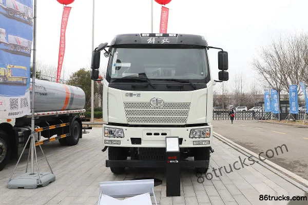FAW Jiefang J6L 240hp 6X4(10 wheels) Multi-function Dust Suppression Truck (Tongyada Brand) Exterior (2) | 86Trucks