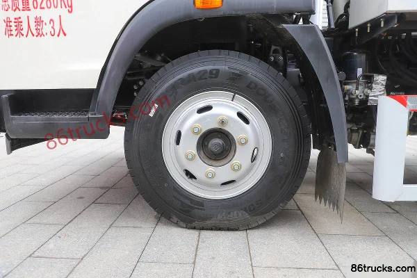 Sinotruk HOWO Hanjiang 160 ch 4X2(6 roues) camion à déchets de cuisine (marque Qingzhuan) Châssis (1) | 86Trucks