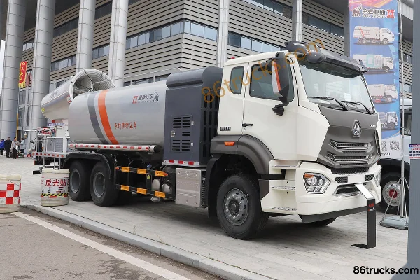 Tongyada Tongyada Sinotruk HOWO chassis Dust Removal Truck
