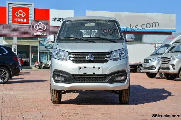 Changan Kuayue Wang X1 version standard 1,6 L 122 ch 4X2(6 roues) essence 2,55 m camion plateau double cabine (China VI) (roues arrière simp