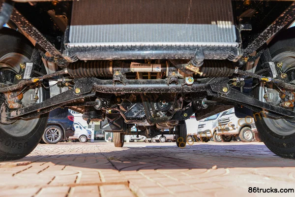 Changan Kuayue Wang X1 version standard 1,6 L 122 ch 4X2(6 roues) essence 2,55 m camion plateau double cabine (China VI) (roues arrière simp