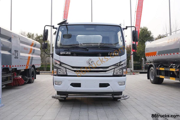 Dongfeng Duolika D7 156hp 4X2(6 wheels) cleaning truck (Tongyada brand) Exterior (2) | 86Trucks