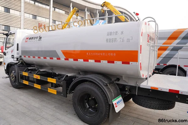 Dongfeng Duolika D7 156hp 4X2(6 wheels) cleaning truck (Tongyada brand) Body (3) | 86Trucks