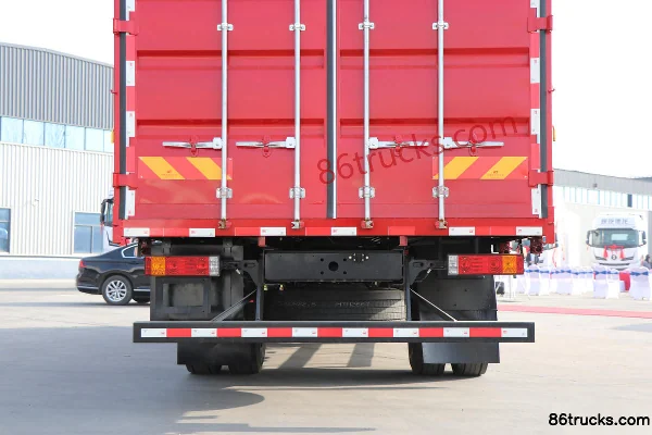 SHACMAN Delong M6000 Flagship 300 ch 4X2(6 roues) camion porteur à ridelles 6,75 m avec boîte automatique AMT Carrosserie (1) | 86Trucks