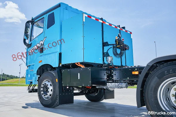 SANY Truck Jiangshan Flat Top 6X4(10 wheels) Electric Tractor Truck 282kWh Chassis (2) | 86Trucks