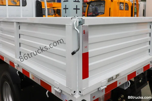Jiangxi Isuzu Yifang EC7 Flagship 116ch 4X2(6 roues) 3,7m camion plateau à ridelles cabine avancée (frein hydraulique) Carrosserie (3) | 86T