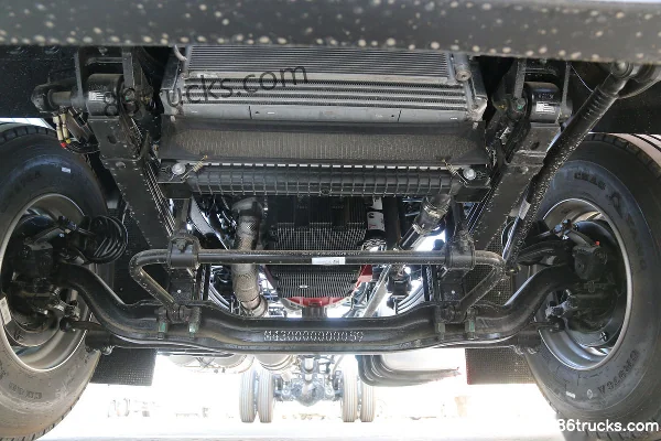 Foton Auhang série R 240 ch 4X2(6 roues) camion porteur fourgon 8,1 m Châssis (1) | 86Trucks