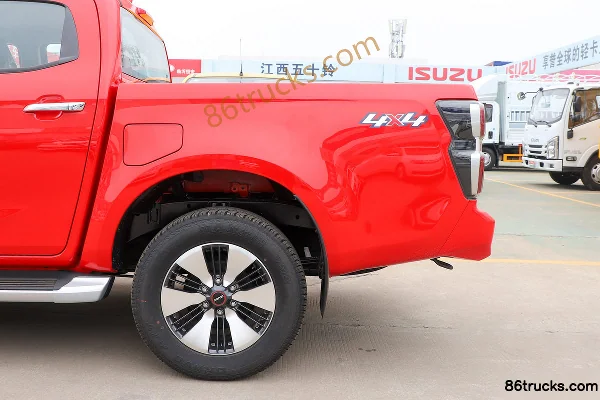 Jiangxi Isuzu D-MAX 2021 劲动 1.9T diesel 4 roues motrices manuel double cabine pick-up (China VI) Photos officielles (1) | 86Trucks