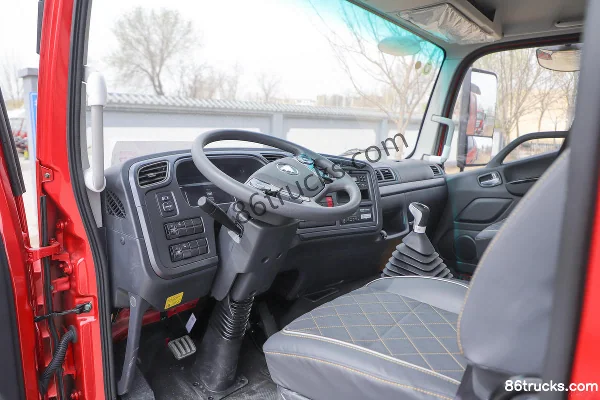 Foton Auman R Series 220 hp 4X2(6 wheels) 6.8m flatbed cargo truck (China VI) (wheelbase 4800mm) Cab (3) | 86Trucks